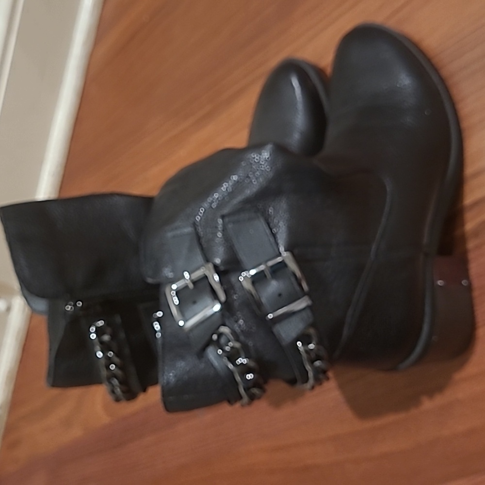 Fergie black chain detail Wistful booties